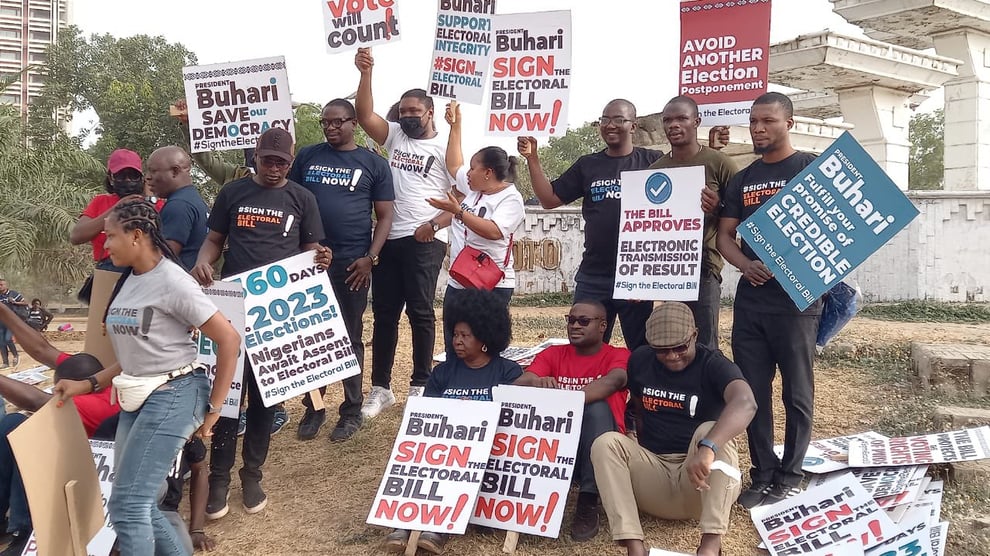 Massive Protest In Abuja Over Buhari's Refusal To Sign Elect