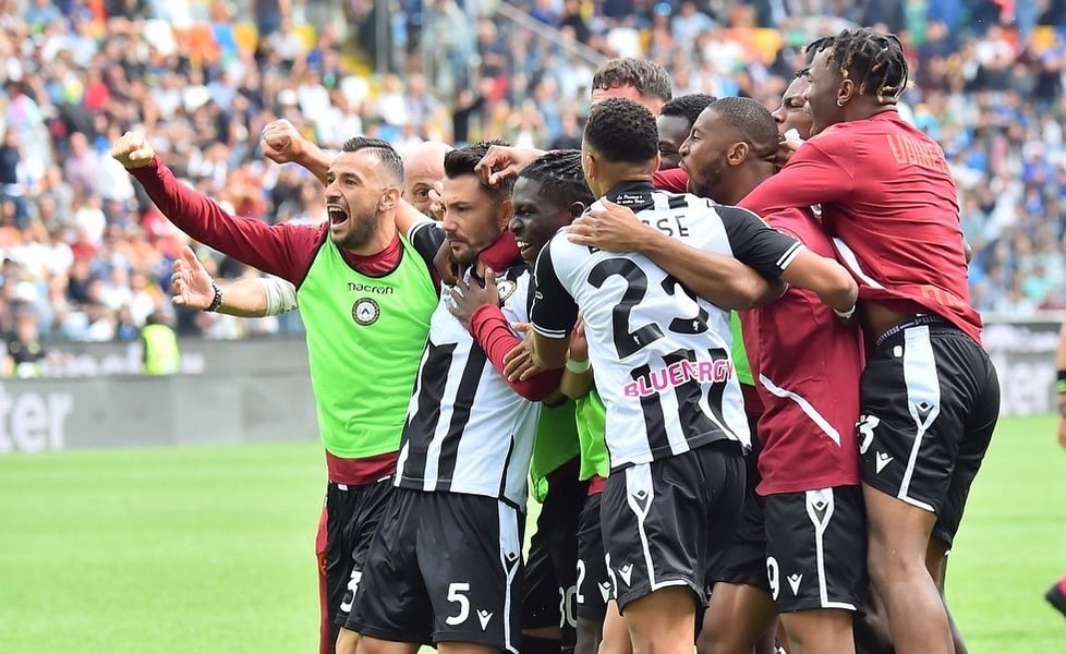 Serie A: Udinese Stun Inter To Go Top Of Standings 