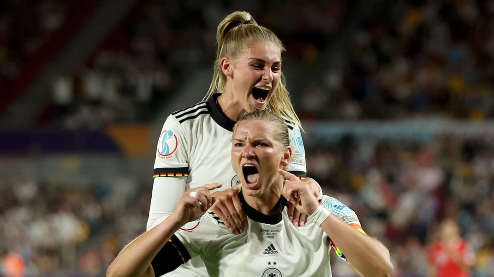 Women's Euro 2022: Popp Fires Germany Past France To Set Up 