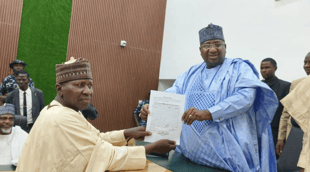 Governor Idris swears in new Maiyama local government chairm