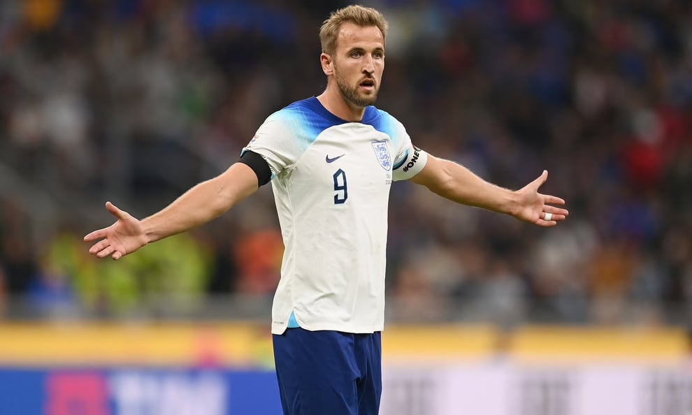 Southgate Praises Kane's Mental Strength After Record Goal A