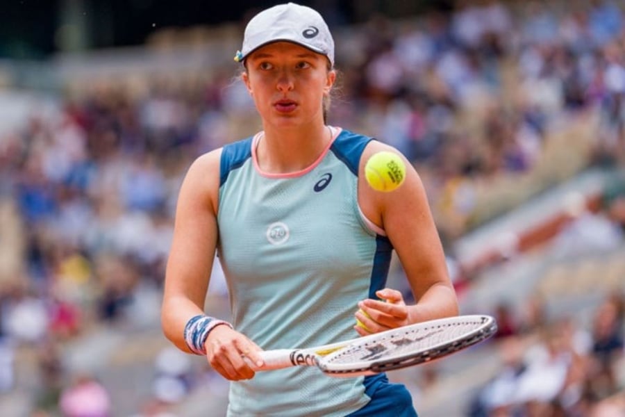 Swiatek Cruise To 31st Win At Roland Garros In Sight Of Titl