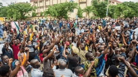 N'Central APC group protest, demand Ganduje's resignation 