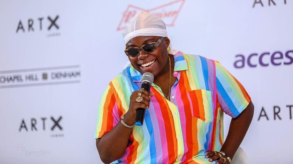 Singer Teni Set To Acquire US Visa For Her Dogs