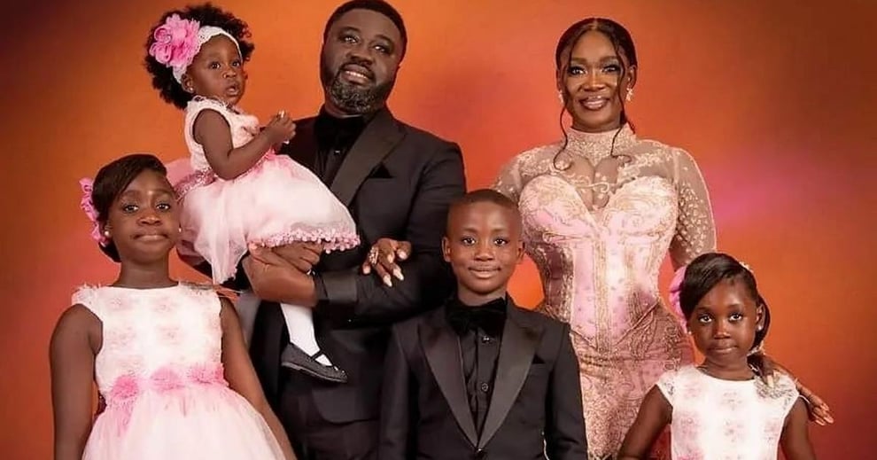 2023: Mercy Johnson, Kids Declare Support For Her Husband [V