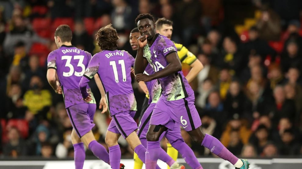 EPL: Sanchez's Late Goal Edges Tottenham Past Watford