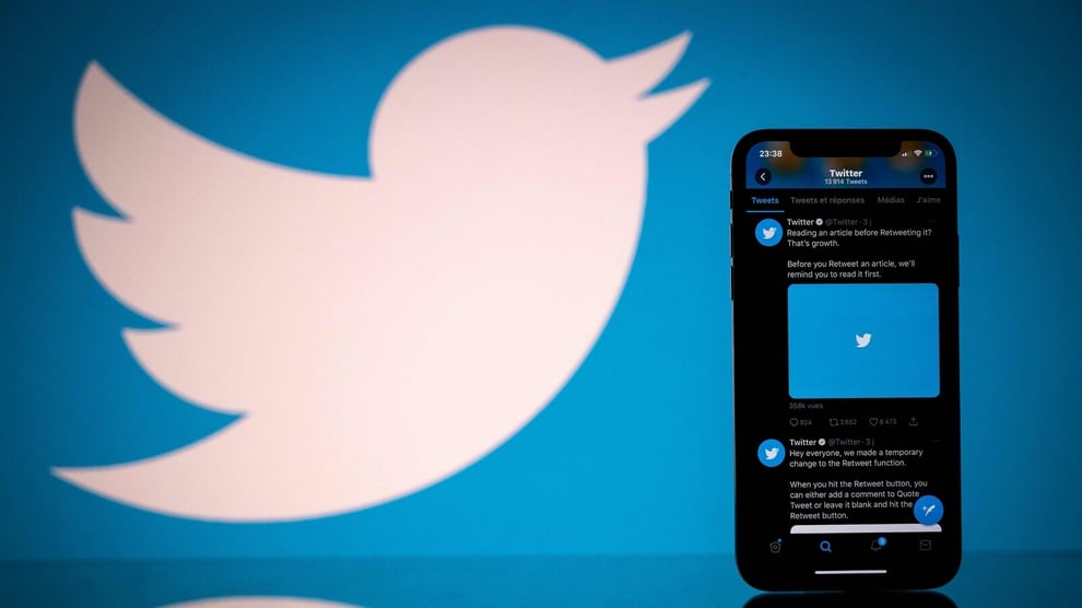 Twitter Blue Introduces 4,000 Character Tweets To Subscriber