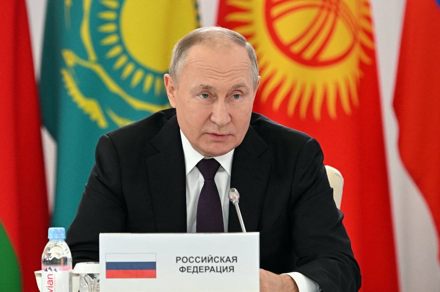 Putin Declares Martial Law In Four Ukrainian Territories