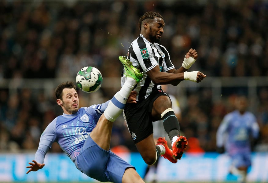 Carabao Cup: Smith's Own Goal Earns Newcastle Win Over Bourn