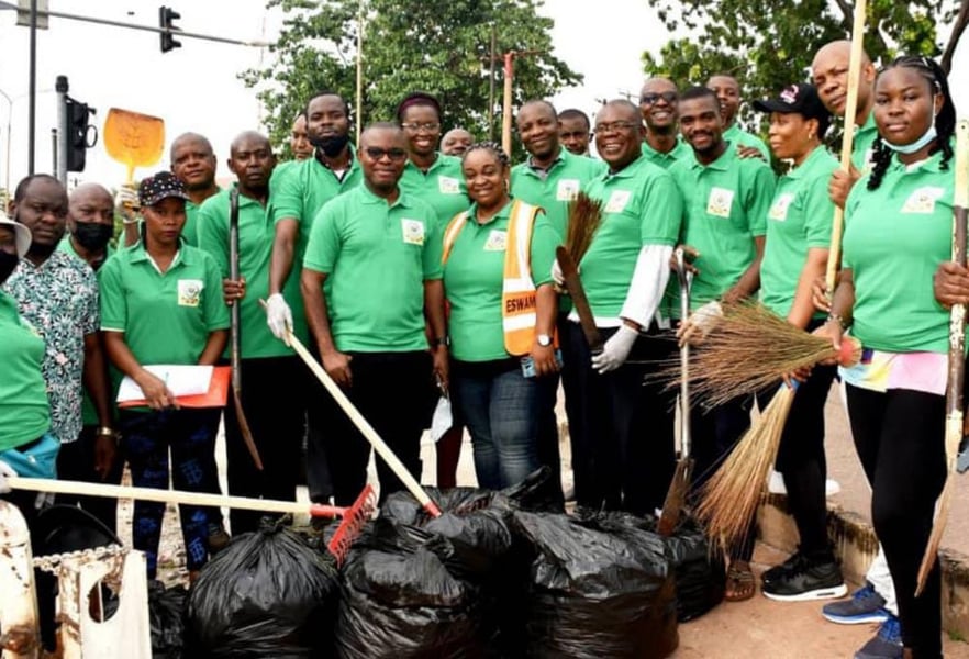 Bankers Task Enugu Residents On Clean  Environment