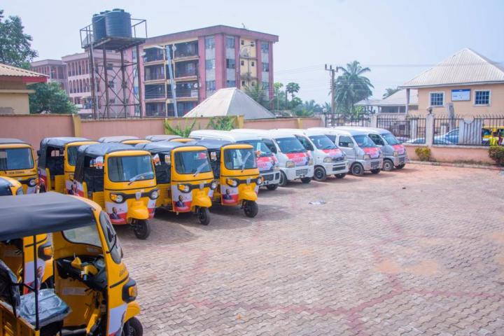 PDP Chieftain, Obinna Chidoka Gifts Constituent Vehicles, Tr