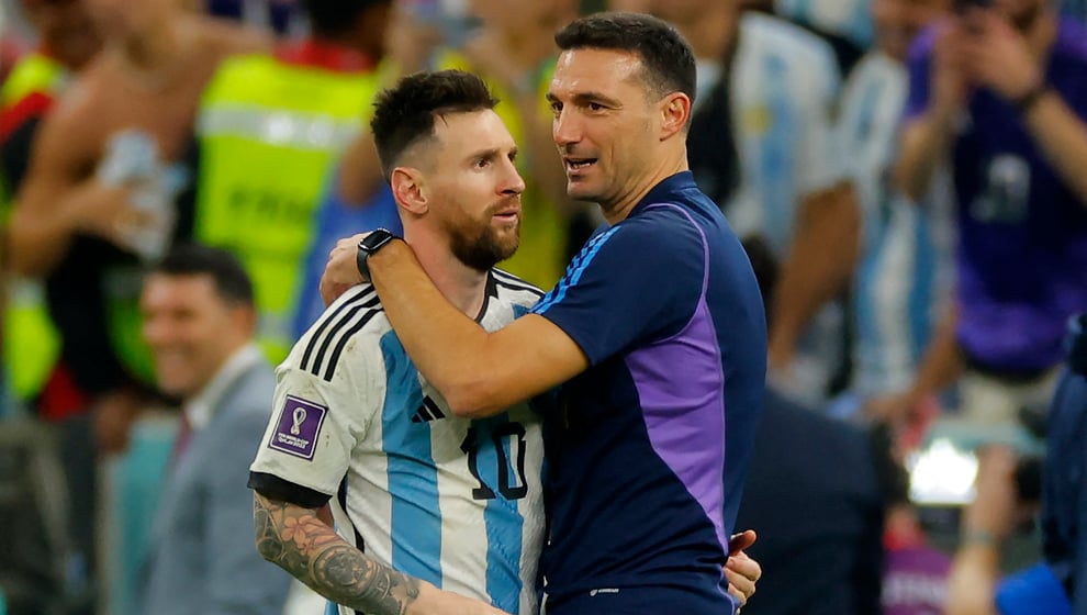 Messi Can Play Anywhere — Scaloni