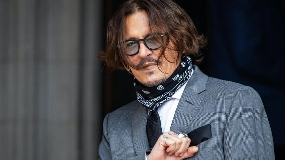 Johnny Depp To Direct First Movie In 25 Years