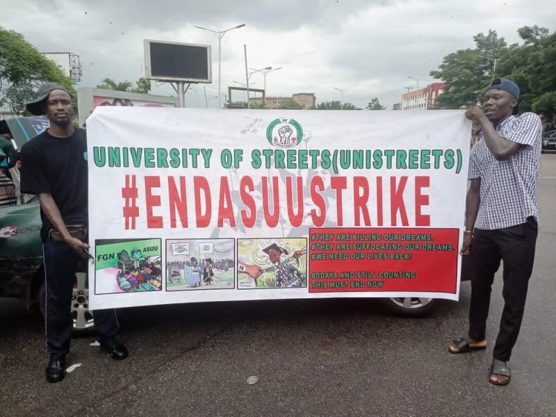 ASUU: UNIBEN Students Protest En Mass Over Prolonged Strike