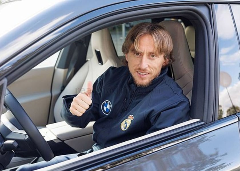Real Madrid Enter Deal With BMW As Stars Receive £109k Elec