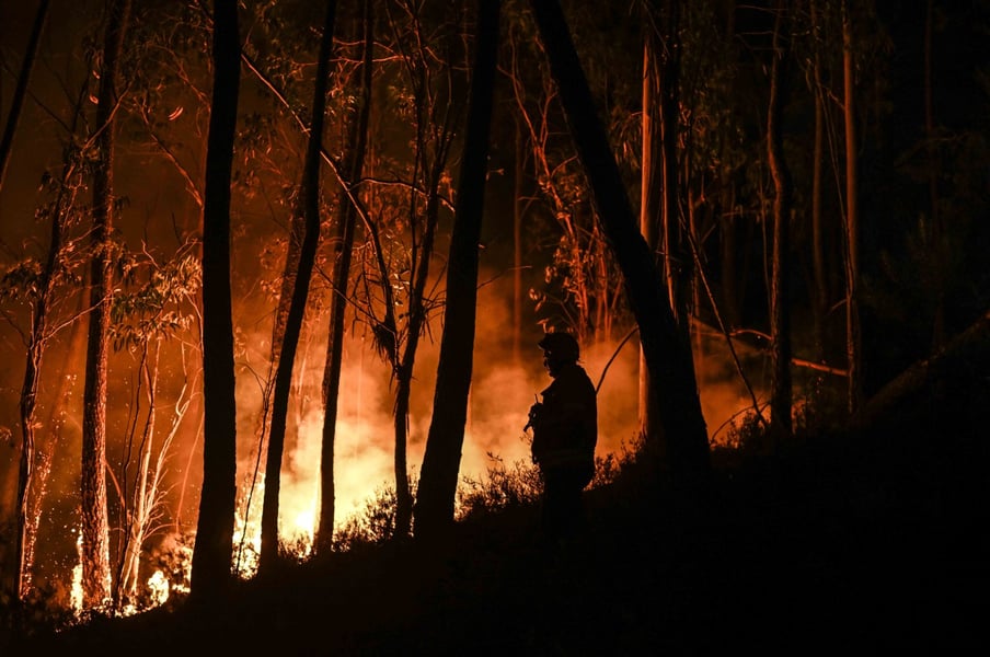 Spain, Portugal Continually Battle Wildfires
