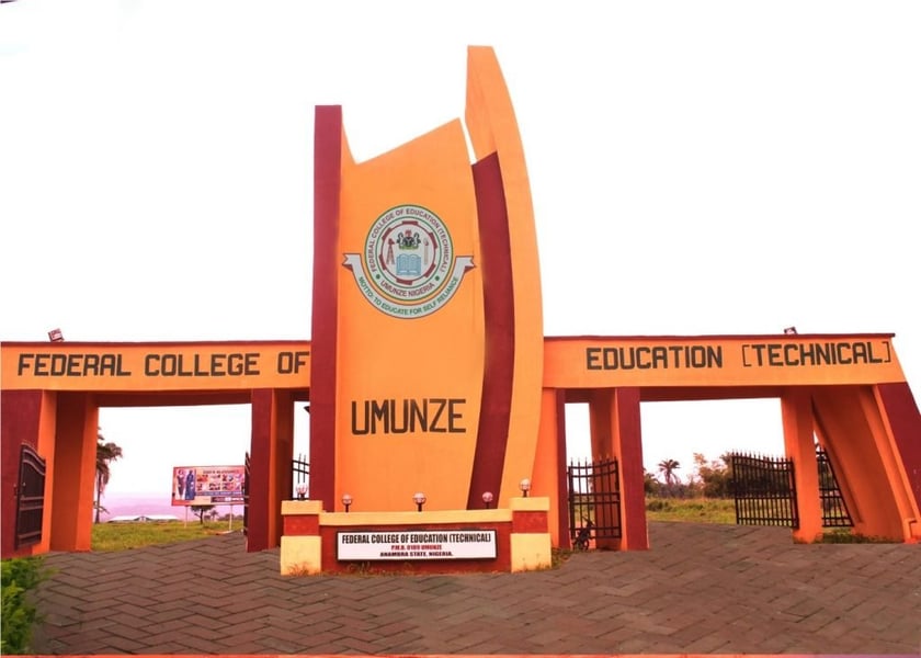 Umunze College Lecturers Commence Warning Strike Over Delaye