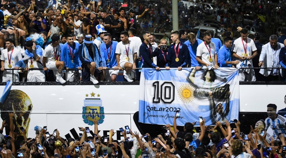 World Cup Bus Celebration In Argentina Abandoned Over Massiv