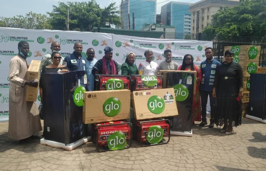 Glo Rewards Over 100 Subscribers With Home Appliances