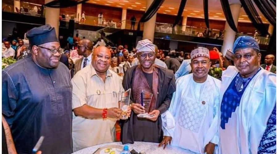 Prominent Nigerians Hail Adeleke Over Recent Award