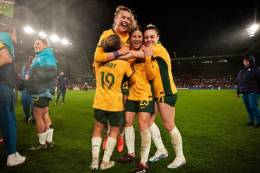 Co-Host Australia End England's Unbeaten Run 100 Days Before