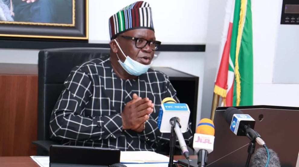 How Ortom Doled Out Gifts To IDPs During Sallah