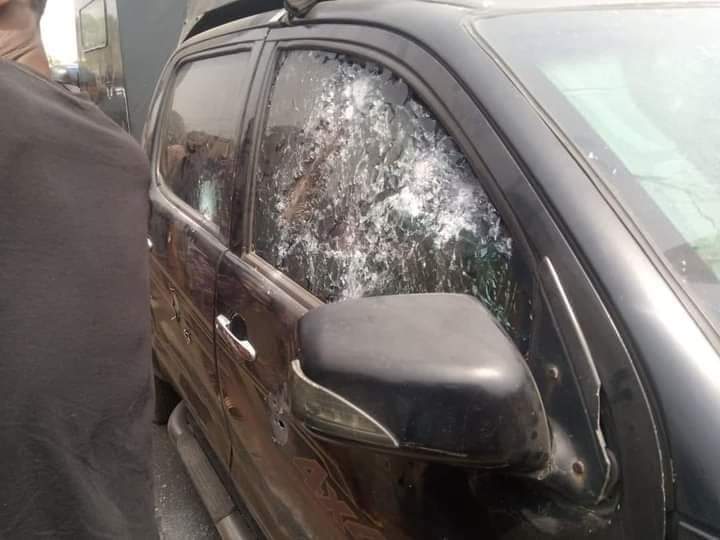 Robbers Attack Bullion Van In Ibadan As Traders Clash In Gba