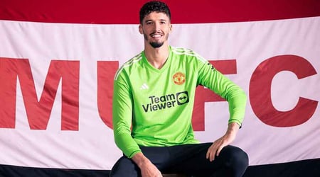 Man Utd Sign Turkey Goalkeeper Altay Bayindir From Fenerbahc