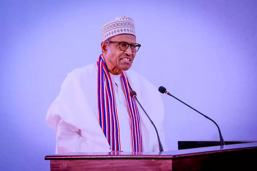 President Buhari Says N2 Trillion Hoarded Bank Notes Have Be