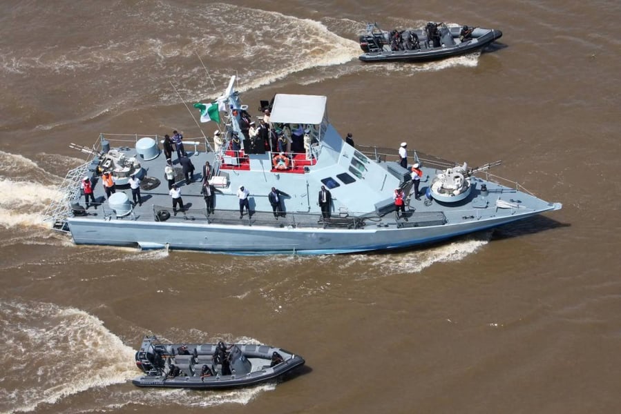 Navy Impounds 4 Wooden Boats, Arrests 30 Suspects In Akwa Ib