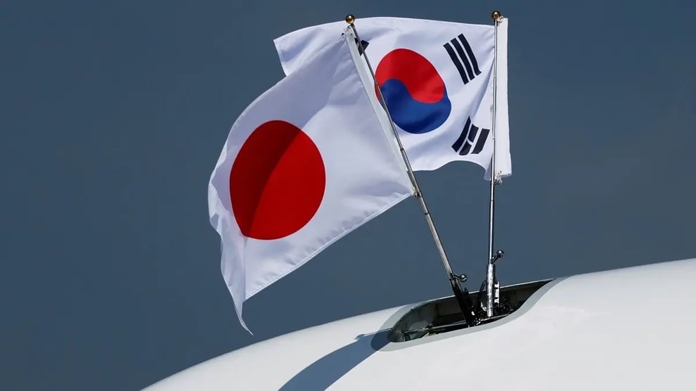 South Korea, Japan Finance Ministers To Hold First Meeting I