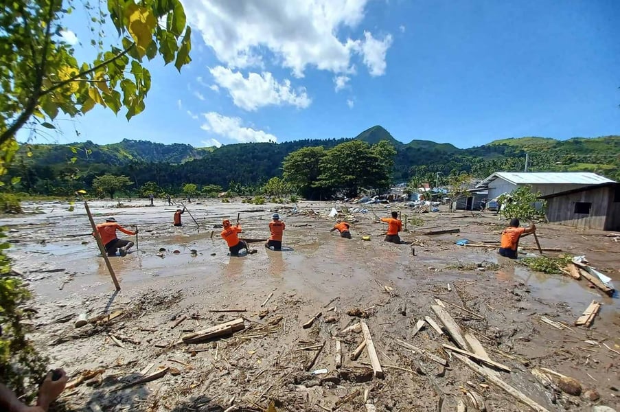 98 Dead, 63 Missing As Floods, Landslides Hit Philippines