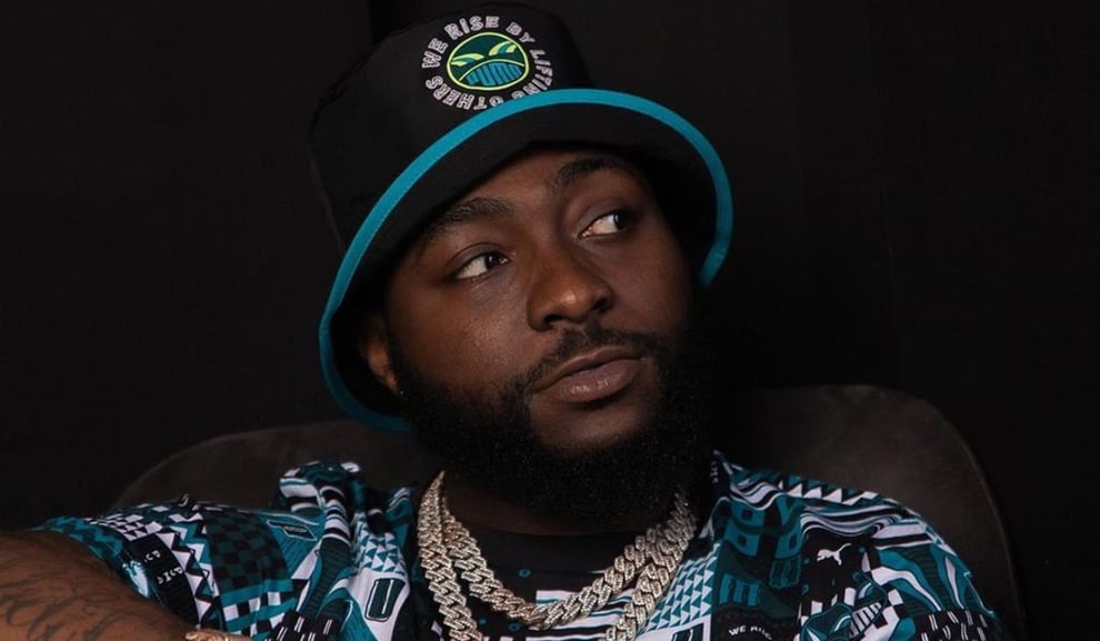 Davido Replies Fan Who Asked About Chioma