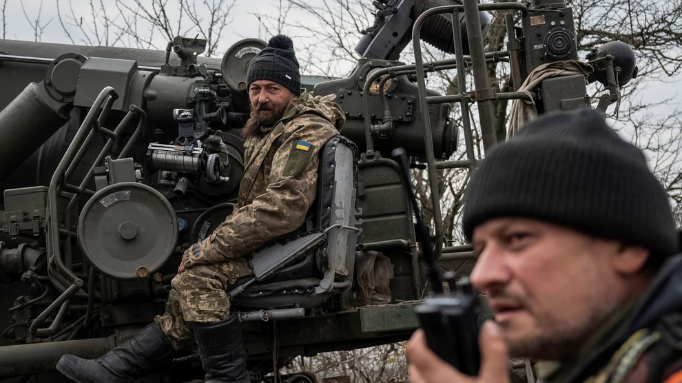 US To Buy Artillery Shells For Ukraine, Donates $400 Million