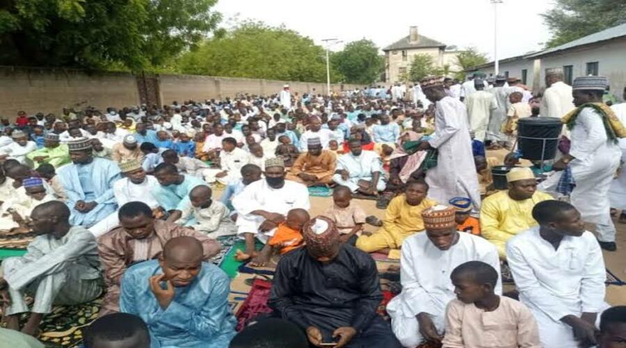 Muslims In Sokoto Observe Sallah On Sunday