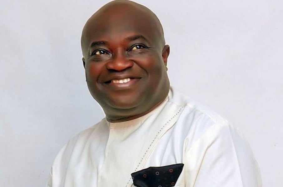 Ikpeazu Presents Staff Of Office To 31 Traditional Rulers