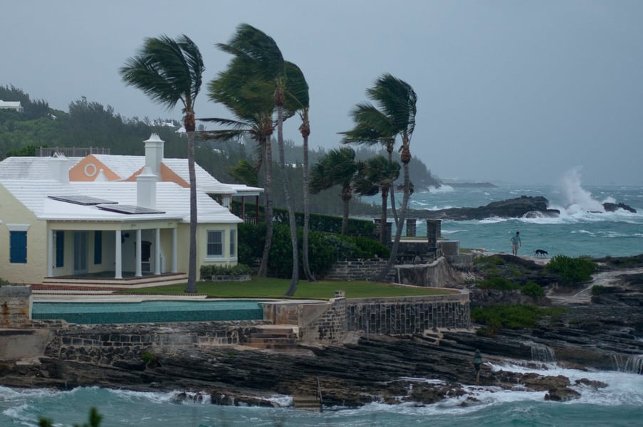 Hurricane Fiona Hits Bermuda, Move Towards Canada