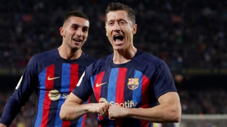 Lewandowski Seals 2-0 Win For Barca Against Cadiz, Move Eigh