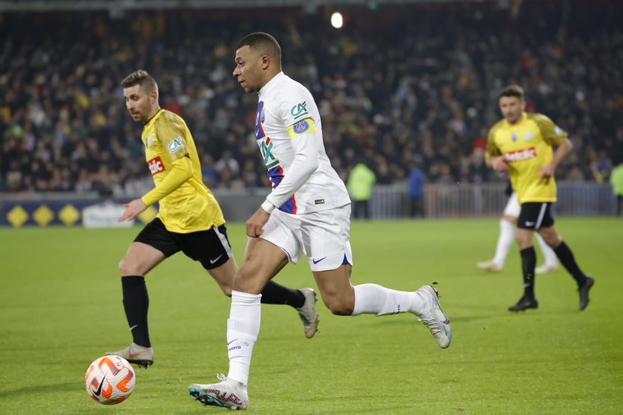 French Cup: PSG Crush Minnows Cassel In 7-0 Riot As Mbappe H