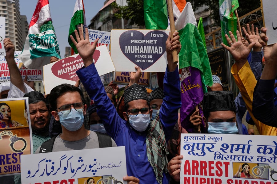 India: 130 Arrested In Protests Over Remarks Against Prophet