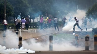 Breaking News: Tension as  Police teargas protesting  varsit