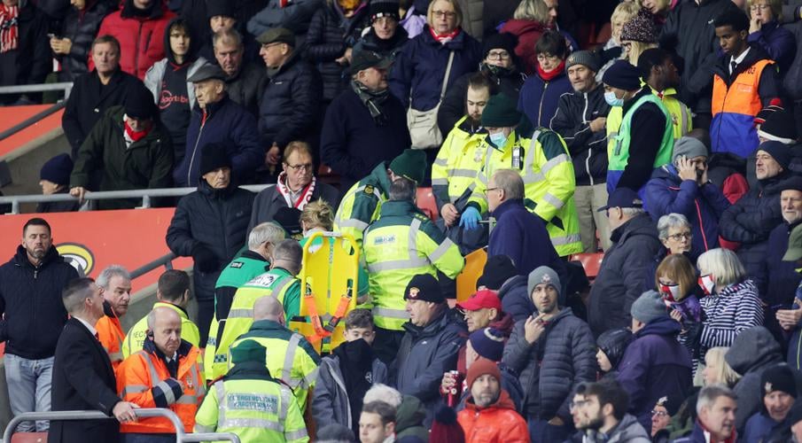 EPL: Two Medical Emergencies Interrupt Southampton vs Leices