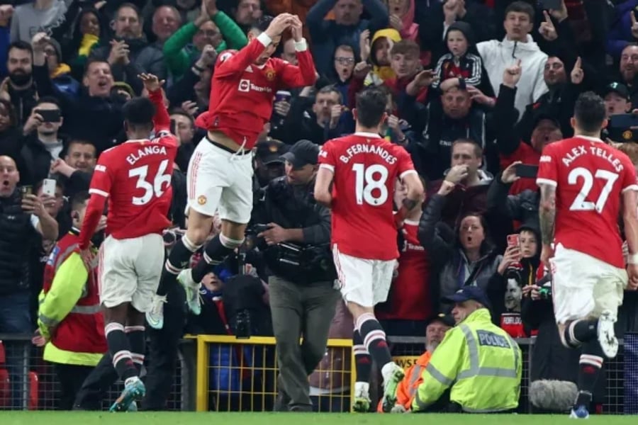 EPL: Man Utd Bid Farewell To Old Trafford With 3-0 Win Over 