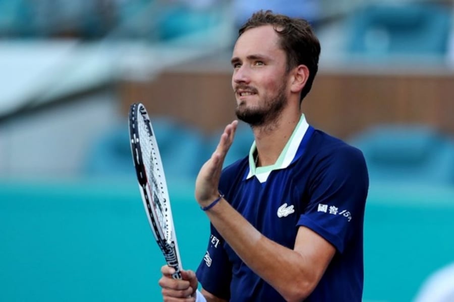 Daniil Medvedev Ready For Wimbledon If England Lifts Ban on 