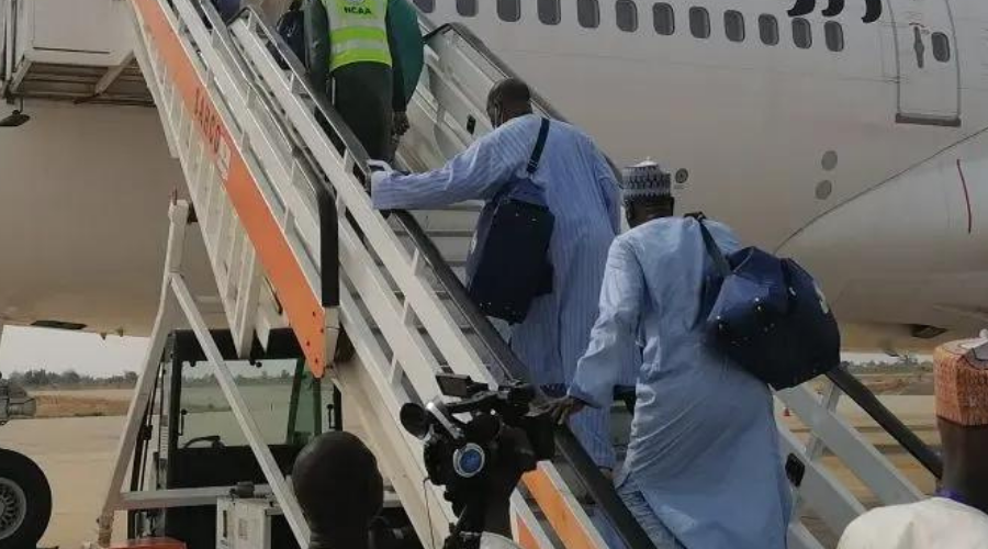 Lightening Strikes Plane Carrying Jigawa Intending Pilgrims