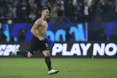 Inter Milan earn narrow victory against 10-man Napoli