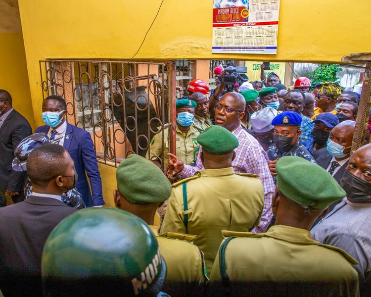 Makinde Visits Abolongo Prison, Says Investigation Ongoing