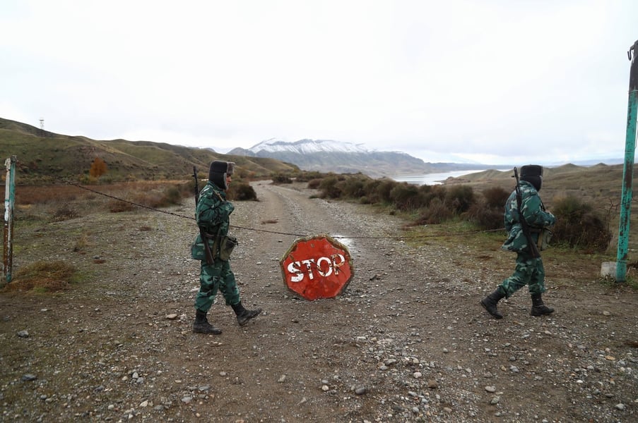 EU To Deploy 40 Monitors At Azerbaijan-Armenia Border