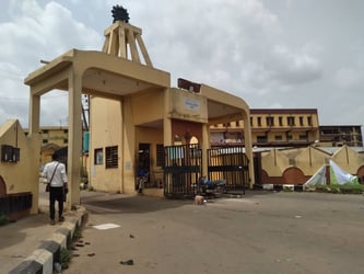 Ibadan Poly SUG welcomes new Rector, lauds Makinde