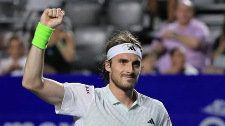 Tsitsipas makes latest ATP top 10, now number seven globally